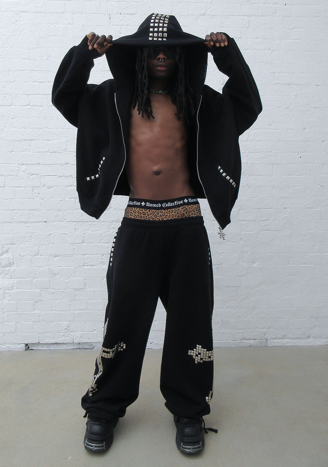 Faithful Studded Oversized Sweatpants Black – NAMED COLLECTIVE®