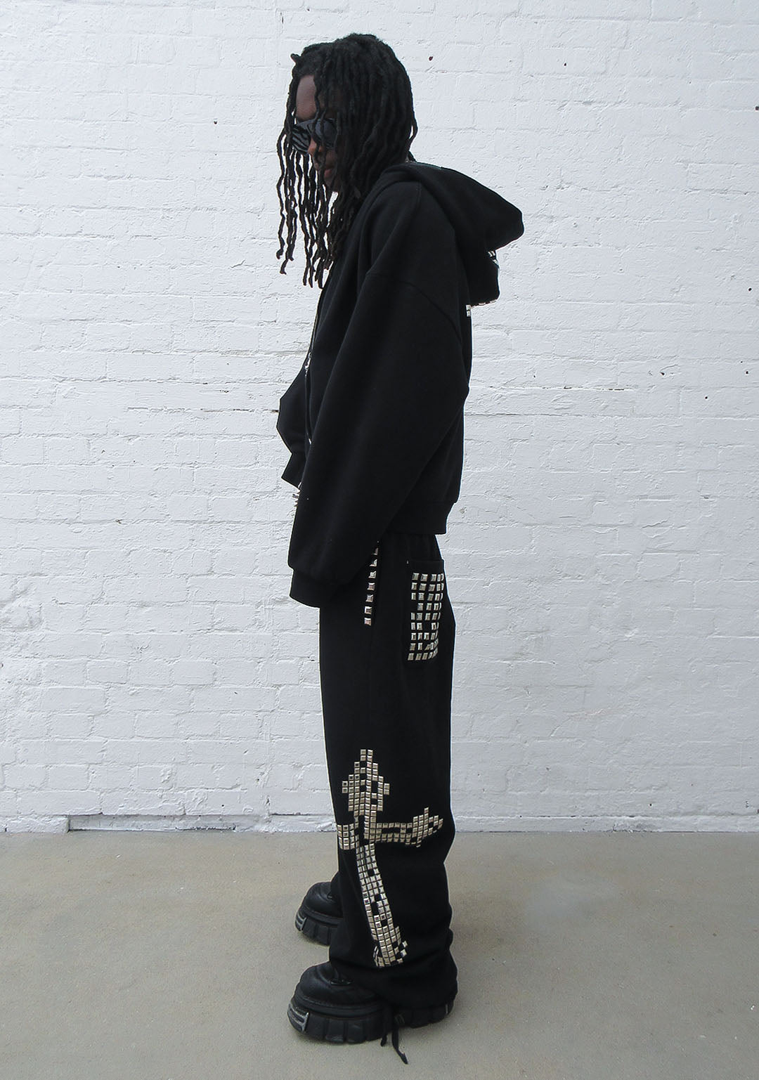 Faithful Studded Zip Hoodie Black – NAMED COLLECTIVE®