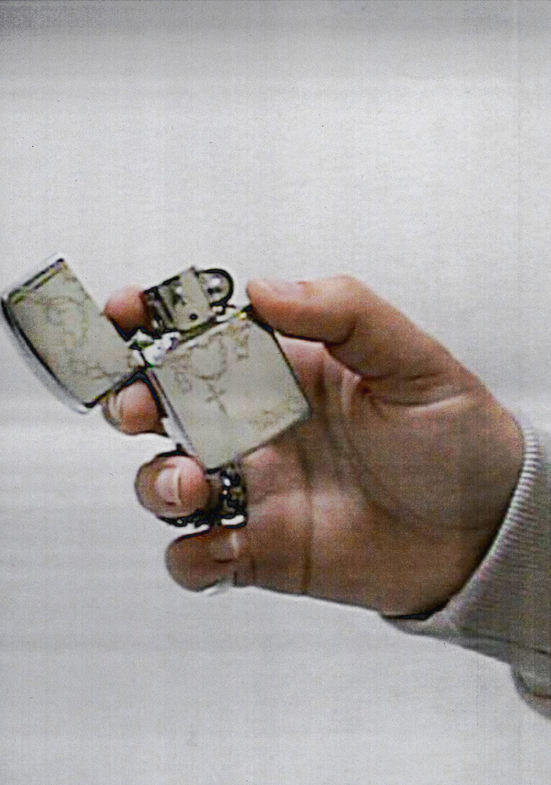 CHAINS REFILLABLE LIGHTER