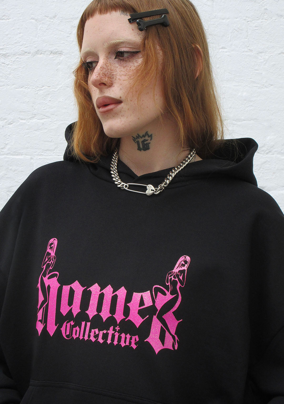 Accepting Tips Glitter Logo Pullover Hoodie Black – NAMED COLLECTIVE®