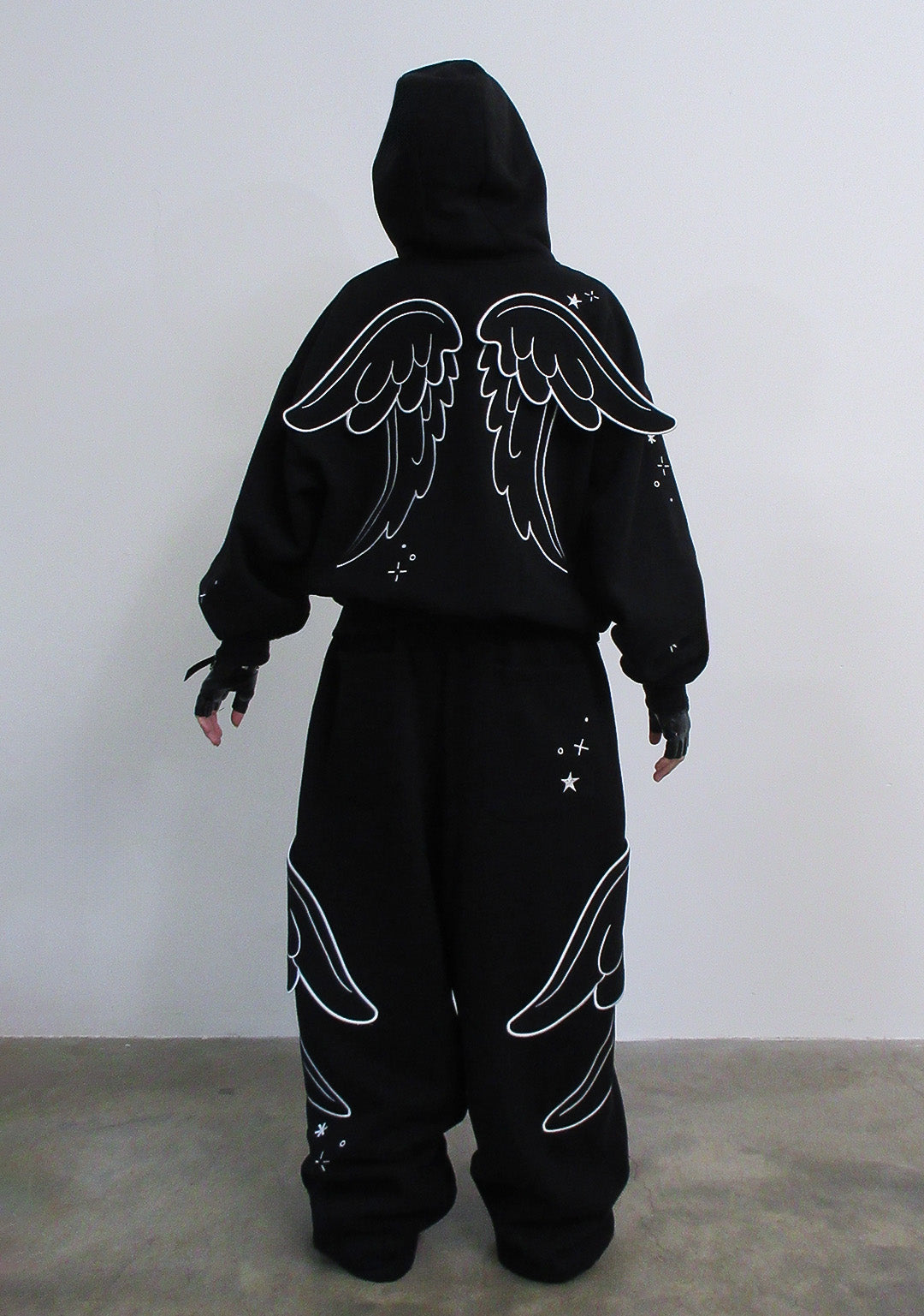 STITCH WINGS OVERSIZED SWEATPANTS BLACK (DETACHABLE WINGS)