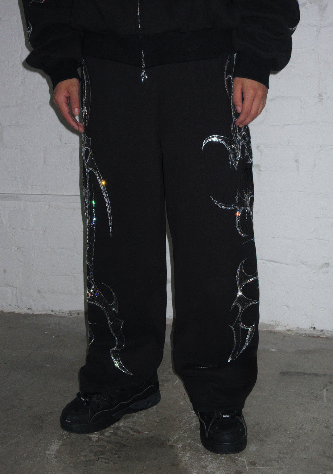 CRASH RHINESTONE OVERSIZED SWEATPANTS BLACK