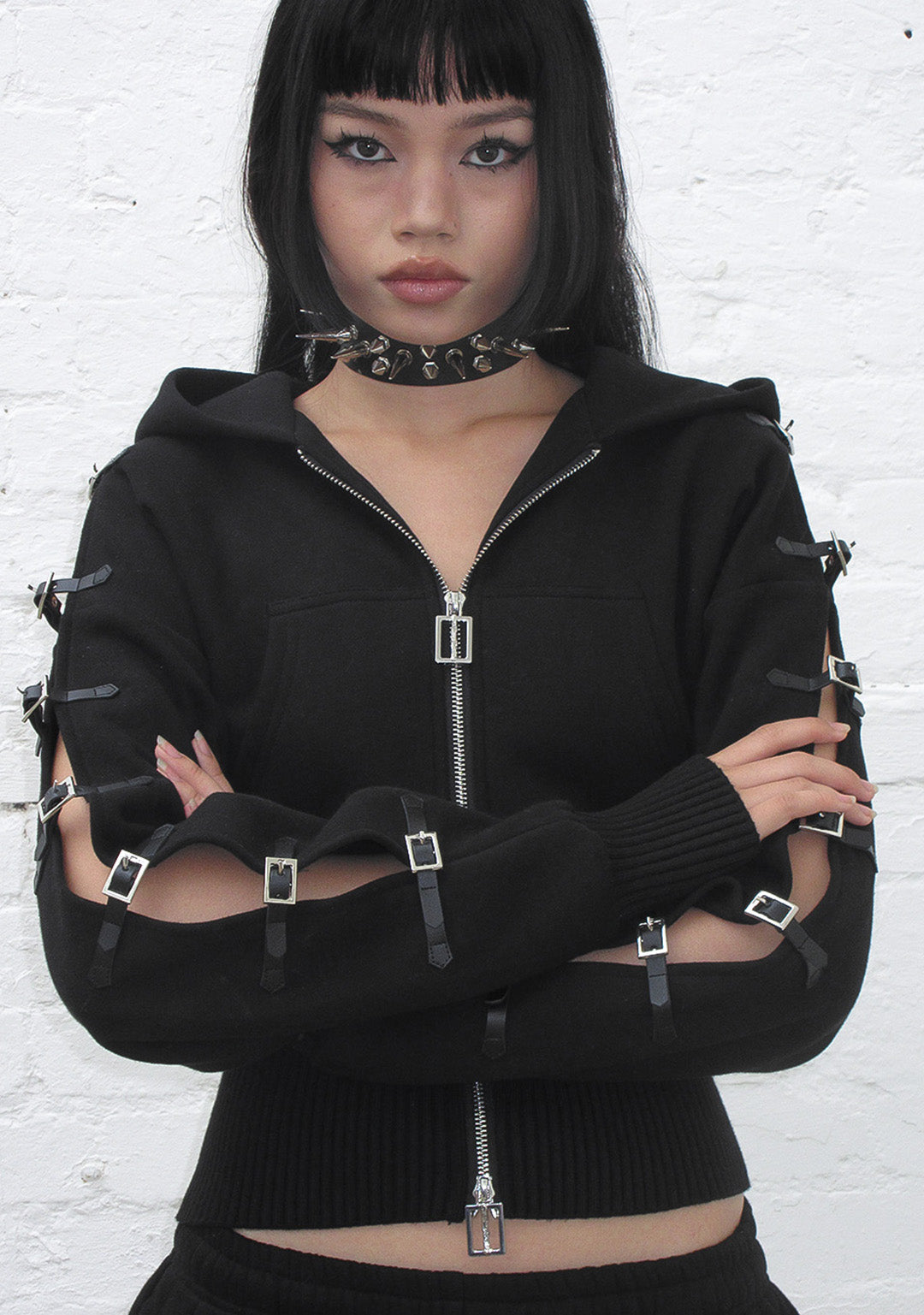 Crush Buckle Fitted Waist Zip Hoodie Black – NAMED COLLECTIVE®