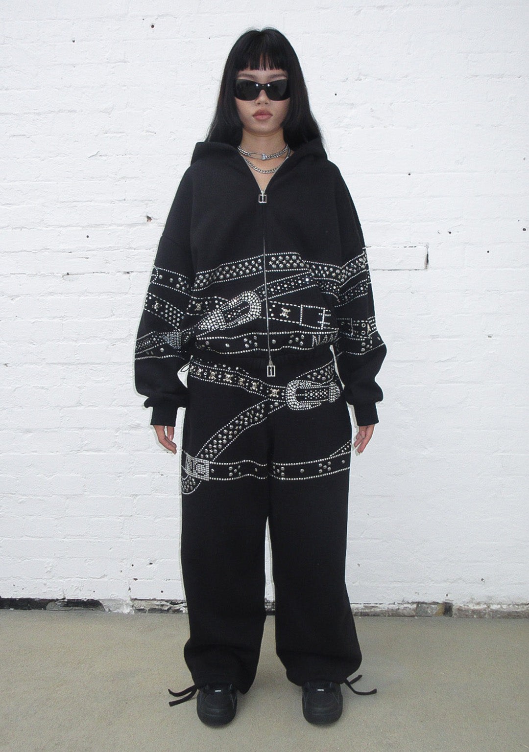 CRUSH STUDDED BELT OVERSIZED SWEATPANTS BLACK
