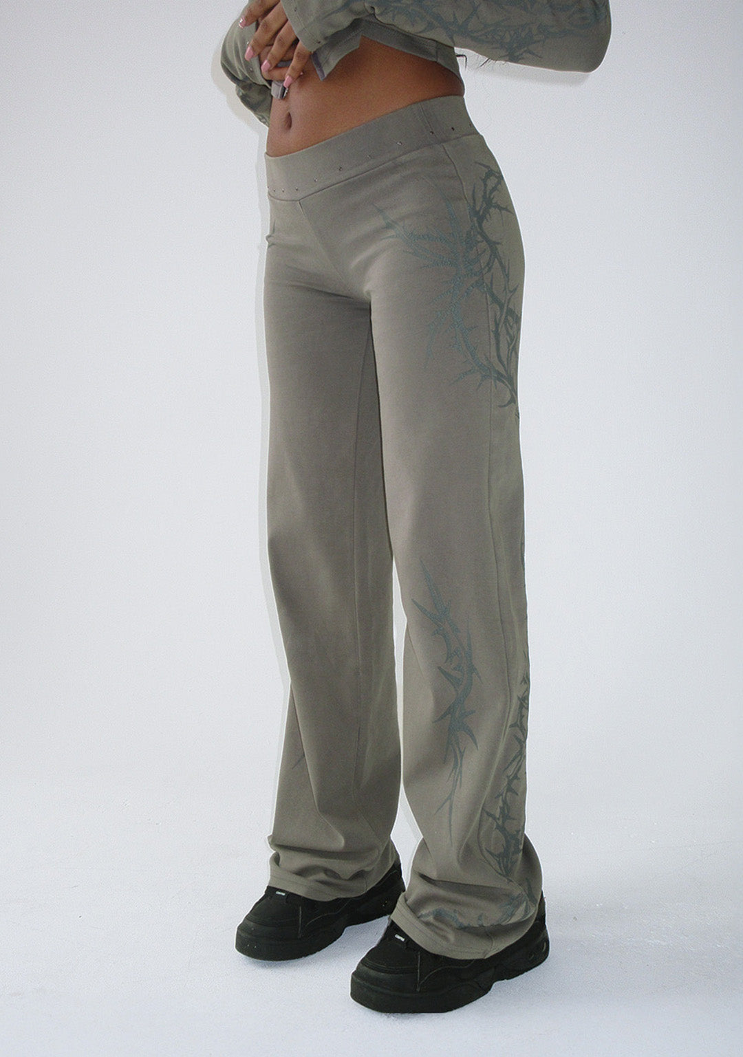 Curse Sculpt Stretch Pants Light Washed Army Green – NAMED COLLECTIVE®