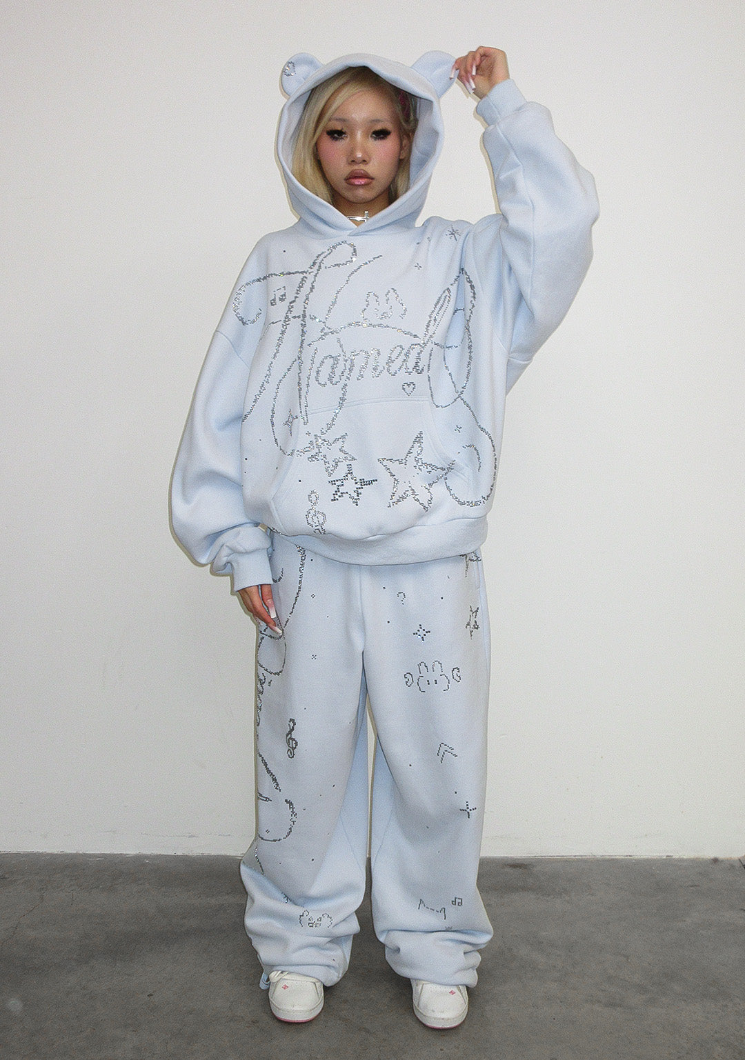 DREAMER RHINESTONE TEDDY OVERSIZED SWEATPANTS BABY BLUE