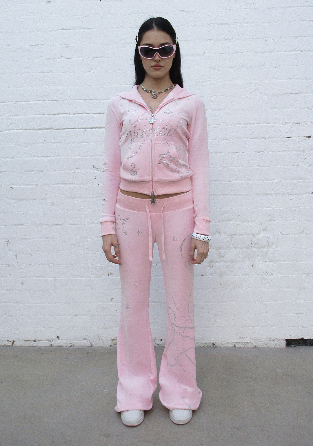 DREAMER RHINESTONE VELOUR SWEATPANTS BABY PINK