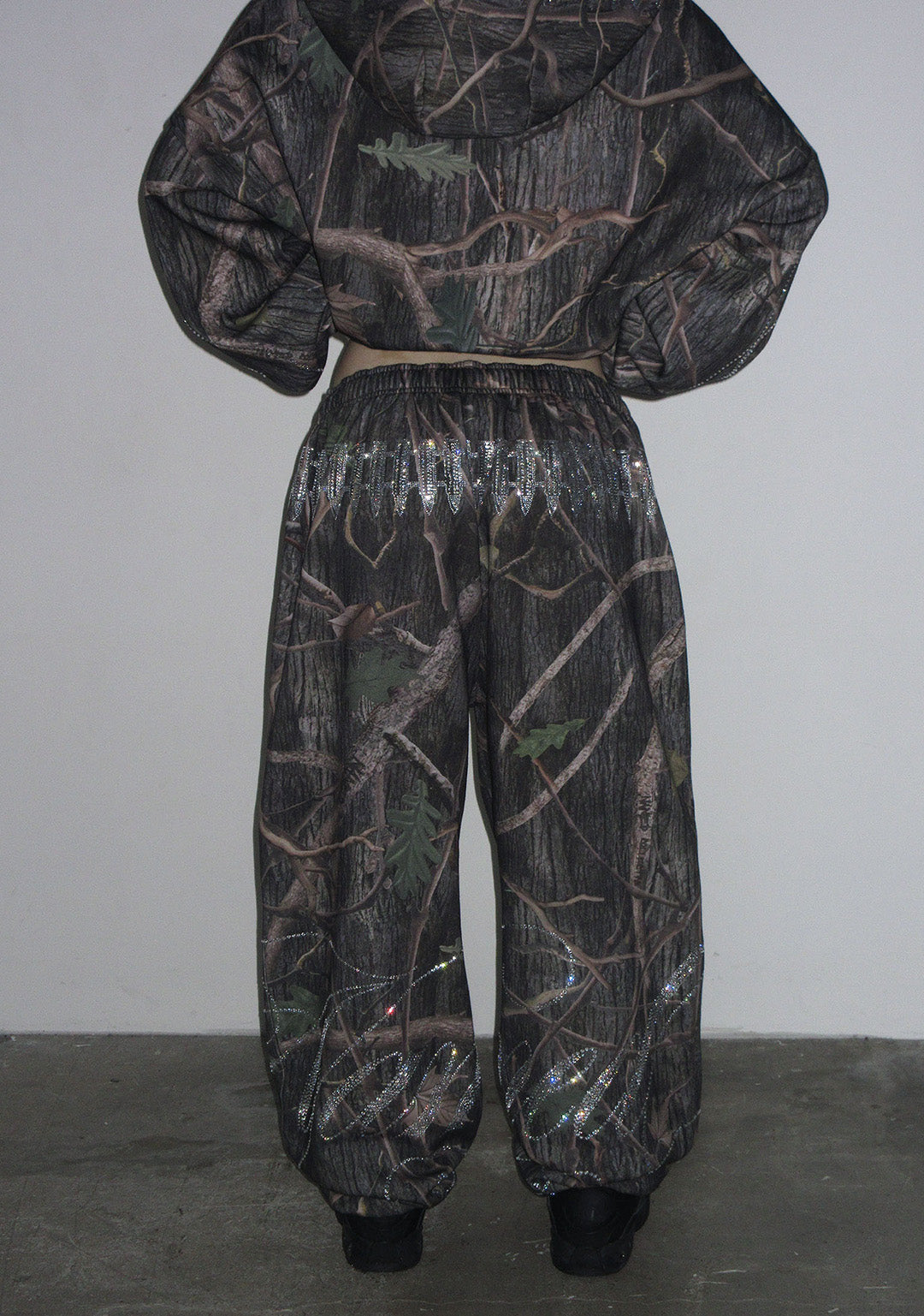 Enemy Rhinestone Sweatpants Tree Camo – NAMED COLLECTIVE®