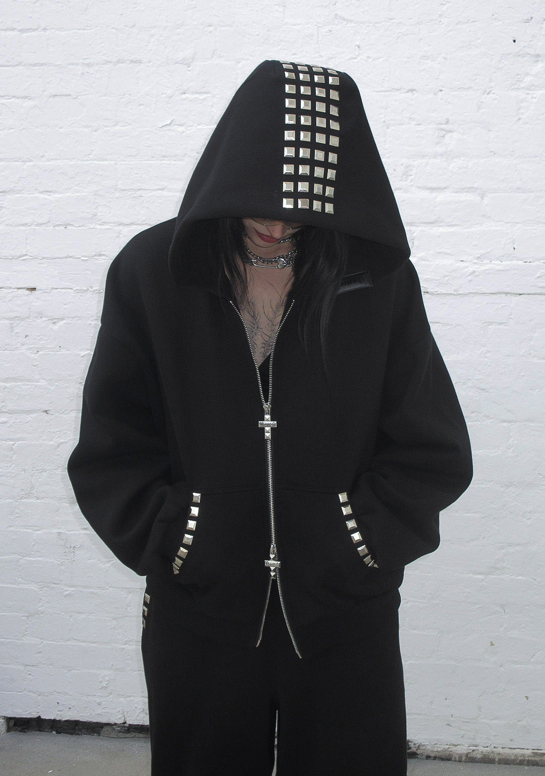 FAITHFUL STUDDED ZIP HOODIE BLACK
