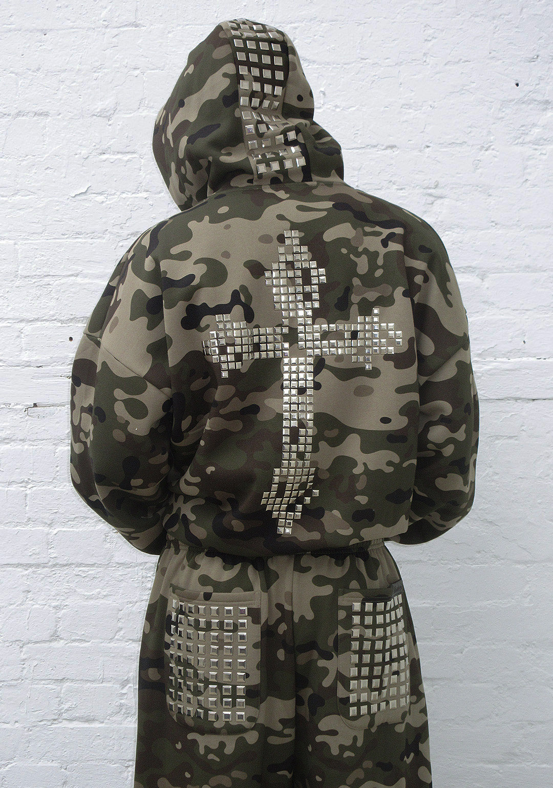 FAITHFUL STUDDED ZIP HOODIE CAMO