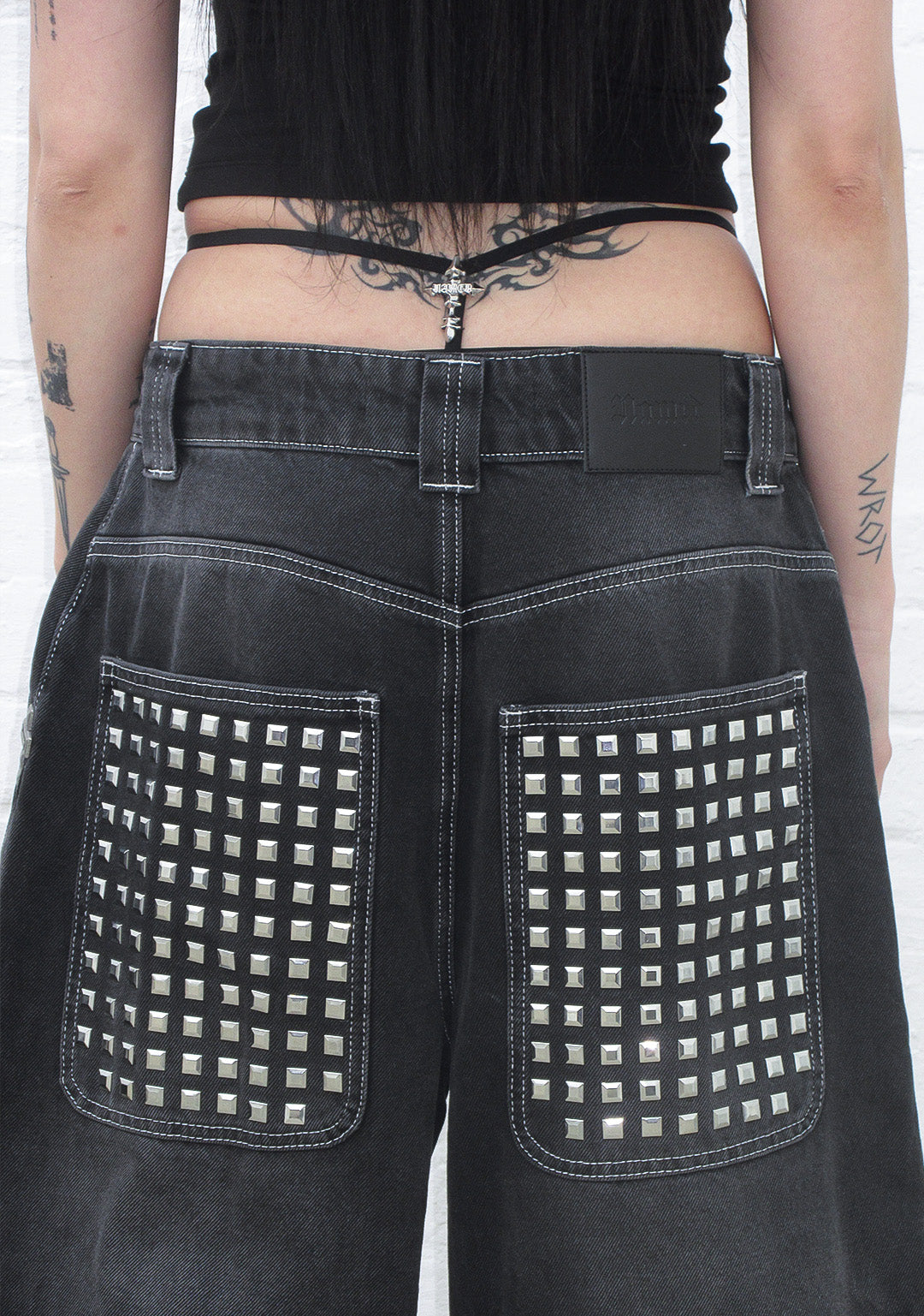 FAITHFUL STUDDED OVERSIZED JEANS WASHED BLACK