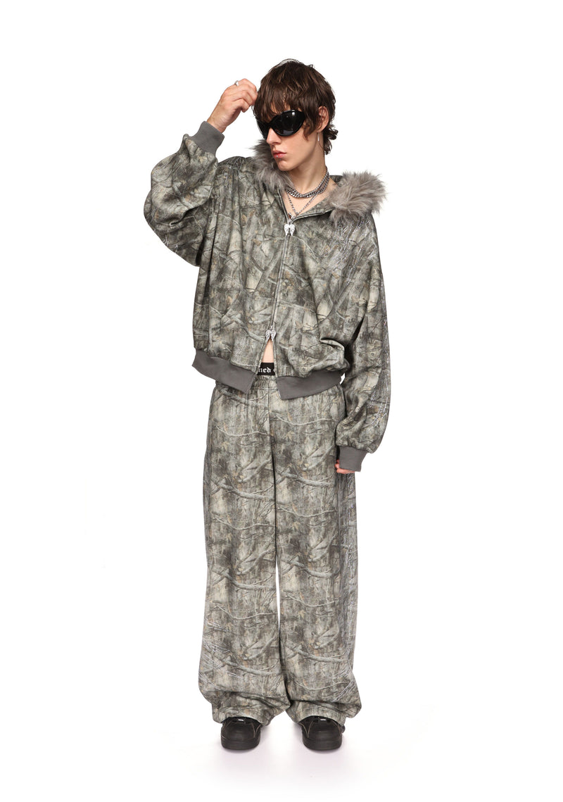 FALLEN RHINESTONE OVERSIZED SWEATPANTS TREE CAMO
