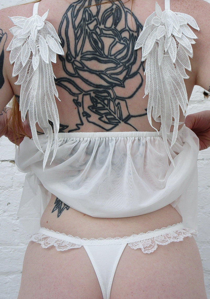 FALLEN RHINESTONE LACE RUFFLE THONG WHITE