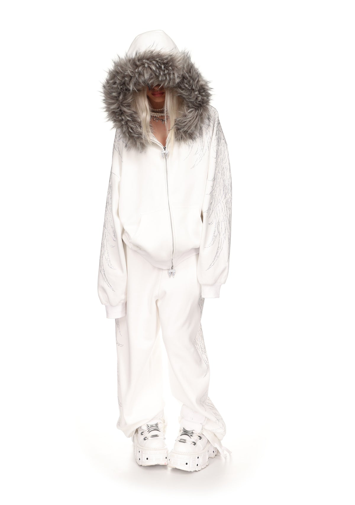 FALLEN RHINESTONE OVERSIZED SWEATPANTS WHITE
