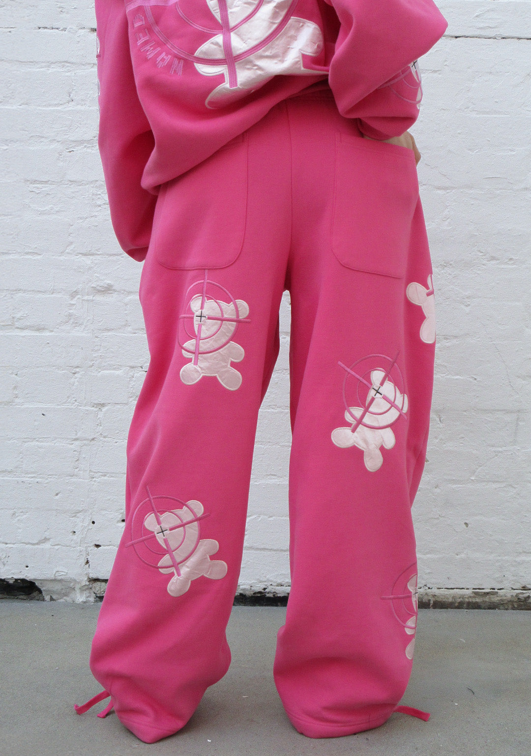 Gamer Oversized Sweatpants Hot Pink – NAMED COLLECTIVE®