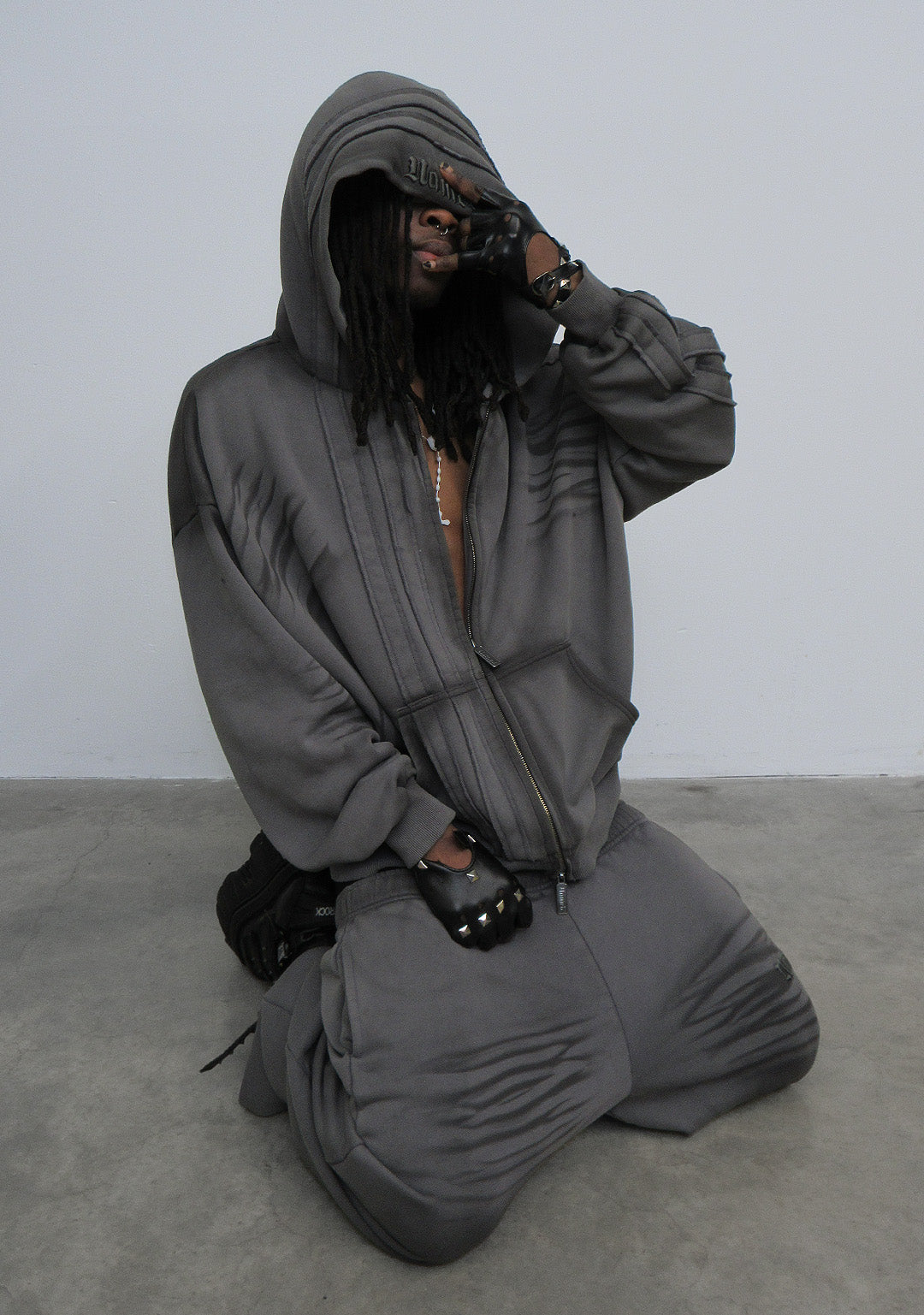 GRIME OVERSIZED SWEATPANTS WASHED SLATE