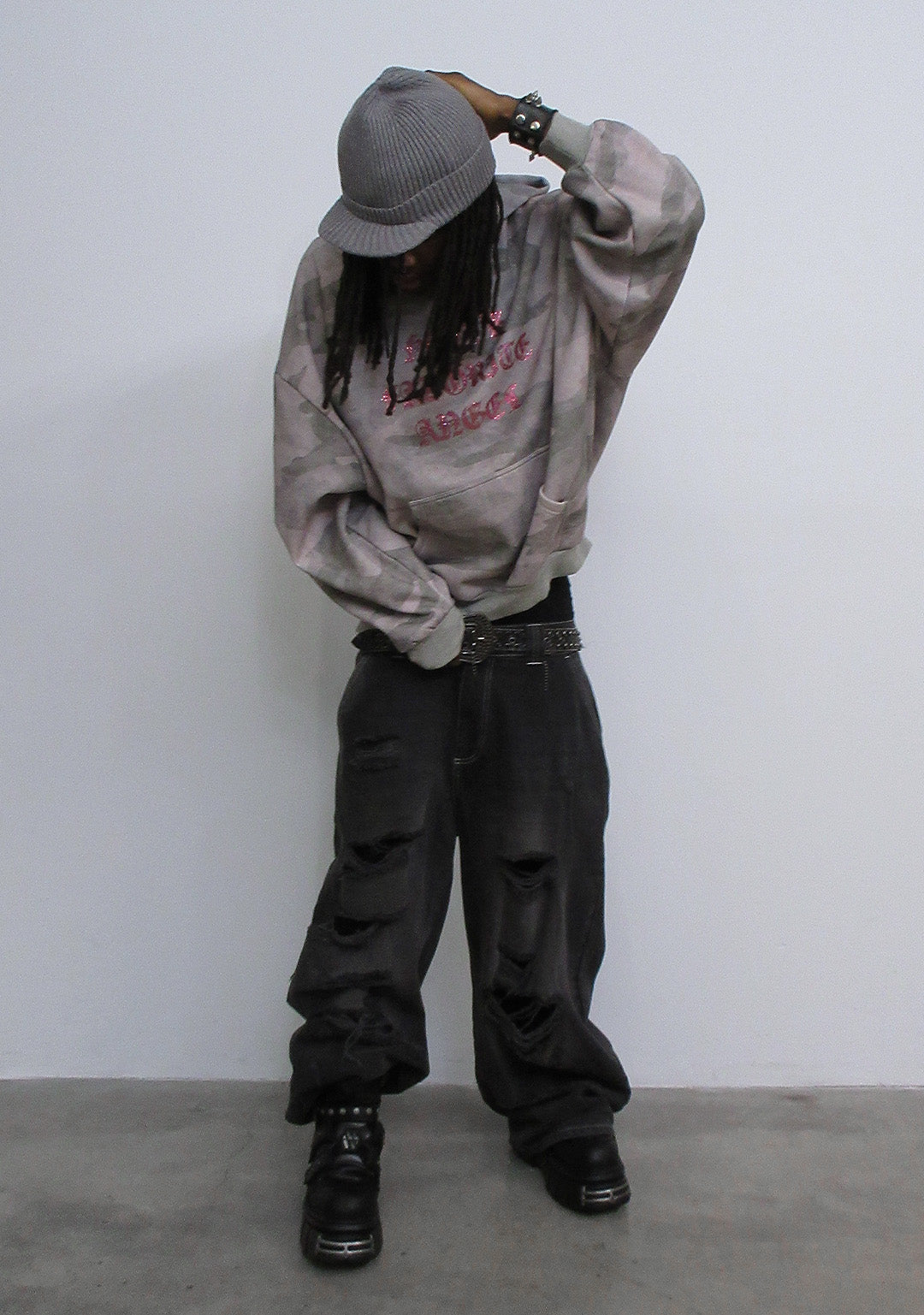 HELL'S FAVORITE RHINESTONE PULLOVER HOODIE CAMO