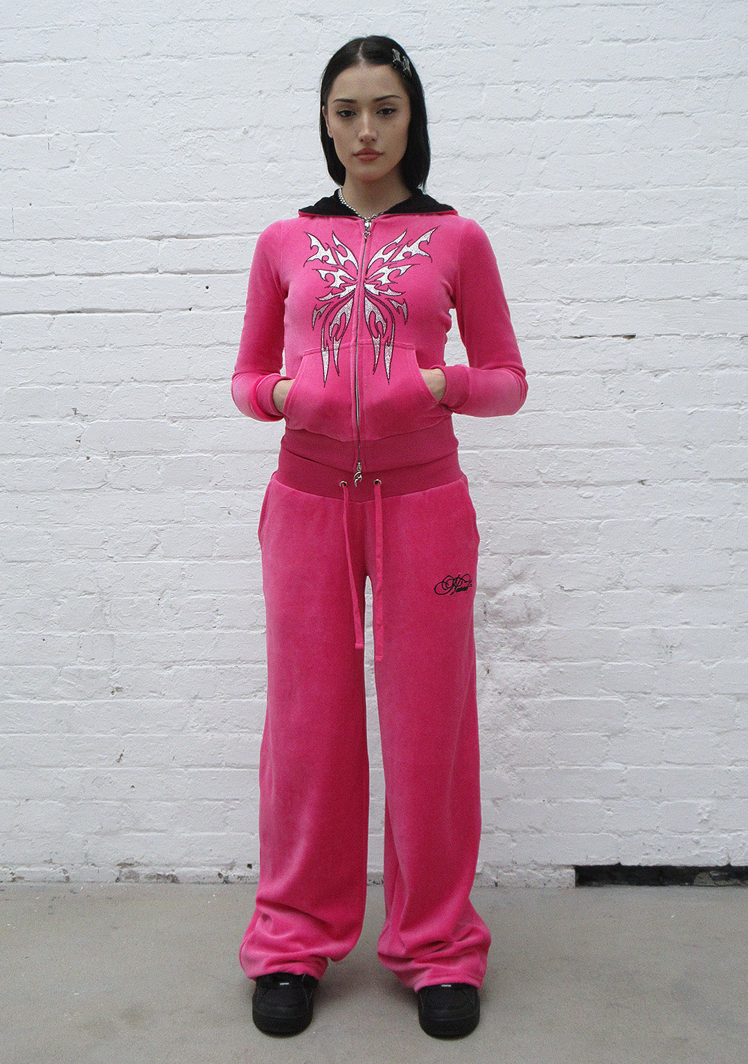 IDOL RHINESTONE VELOUR FITTED ZIP HOODIE HOT PINK – NAMED COLLECTIVE®