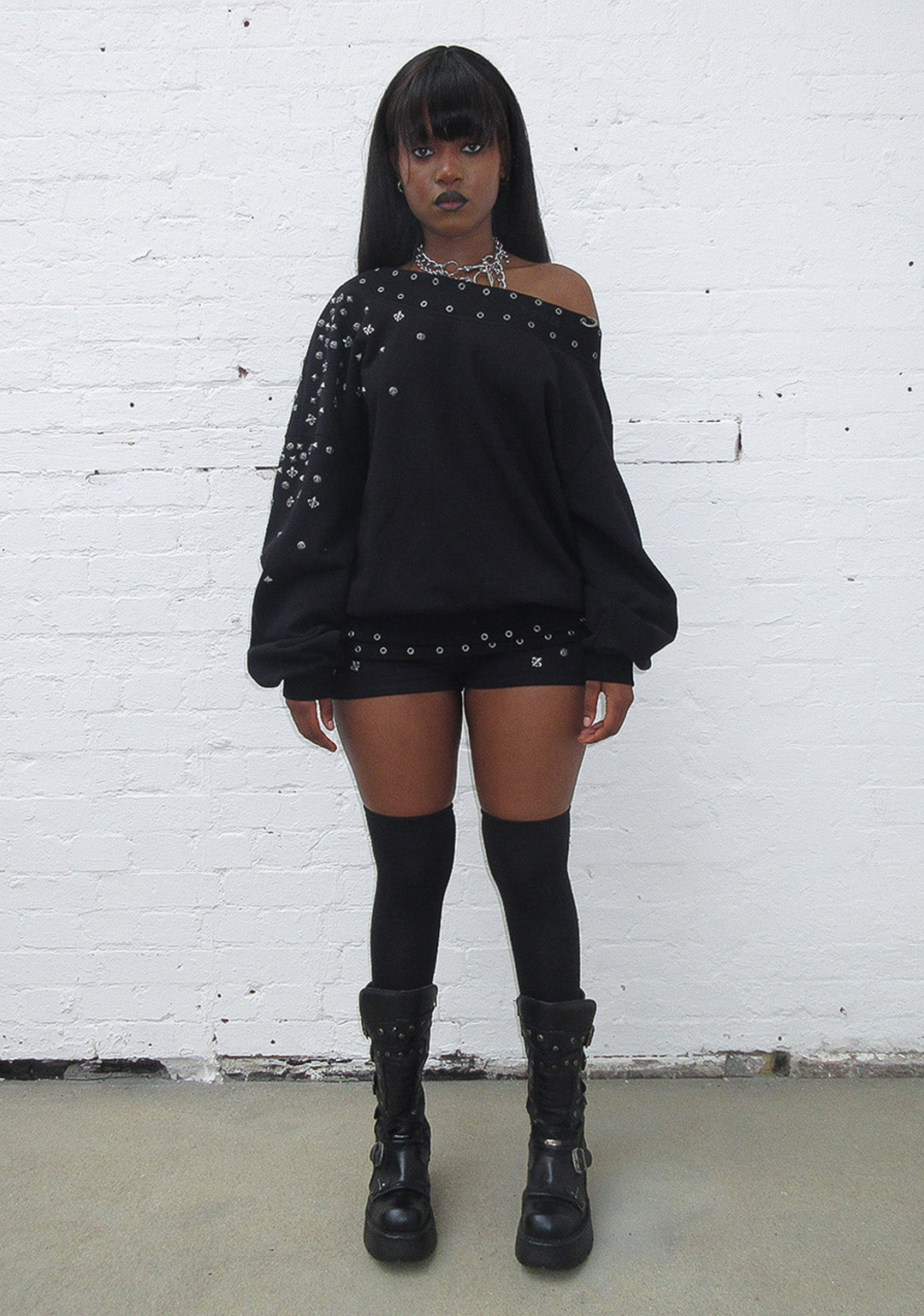 MIDNIGHT STUDDED MICRO HOTPANT SHORTS BLACK