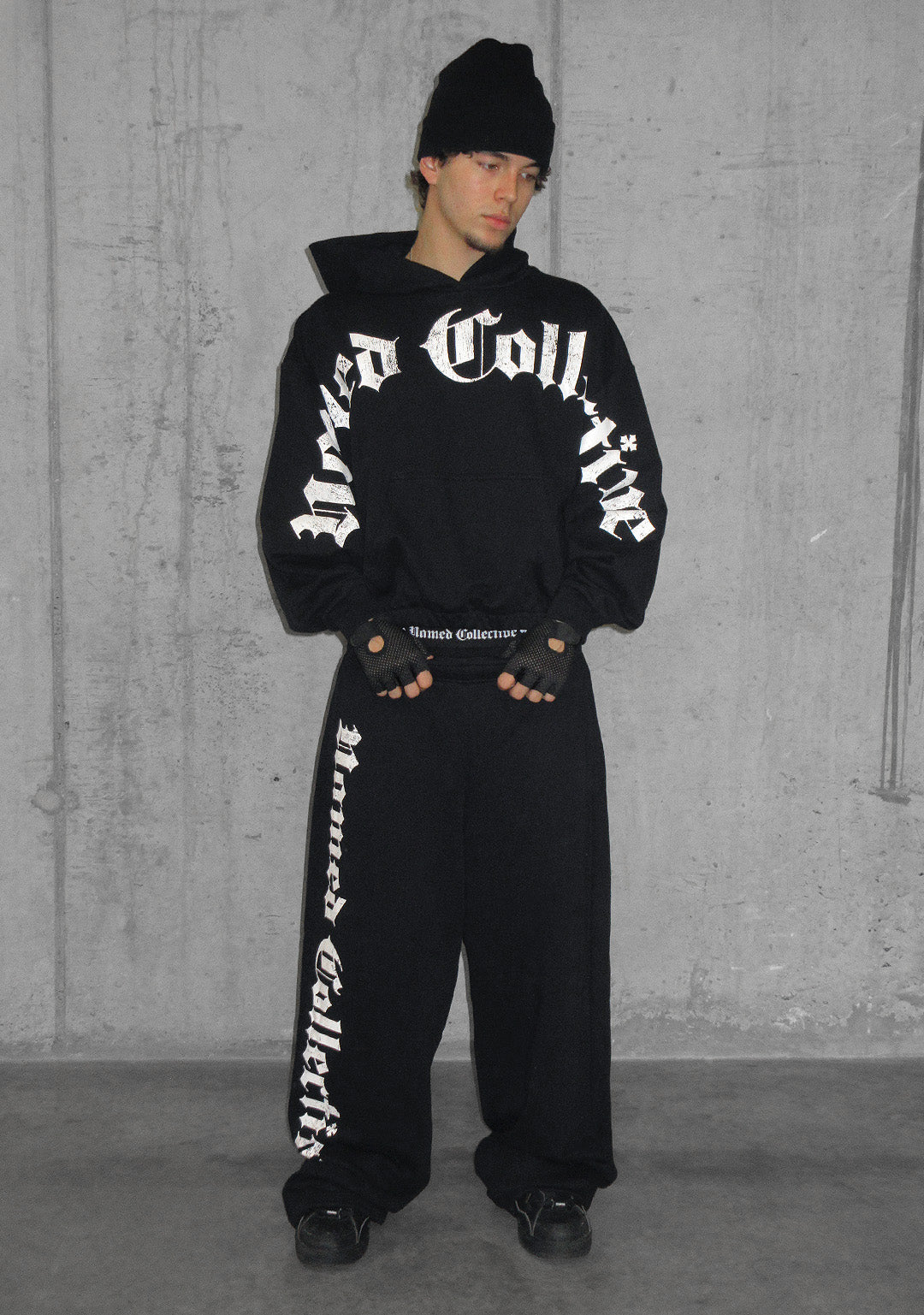 Nth Active Old English Oversized Pullover Hoodie Black – NAMED
