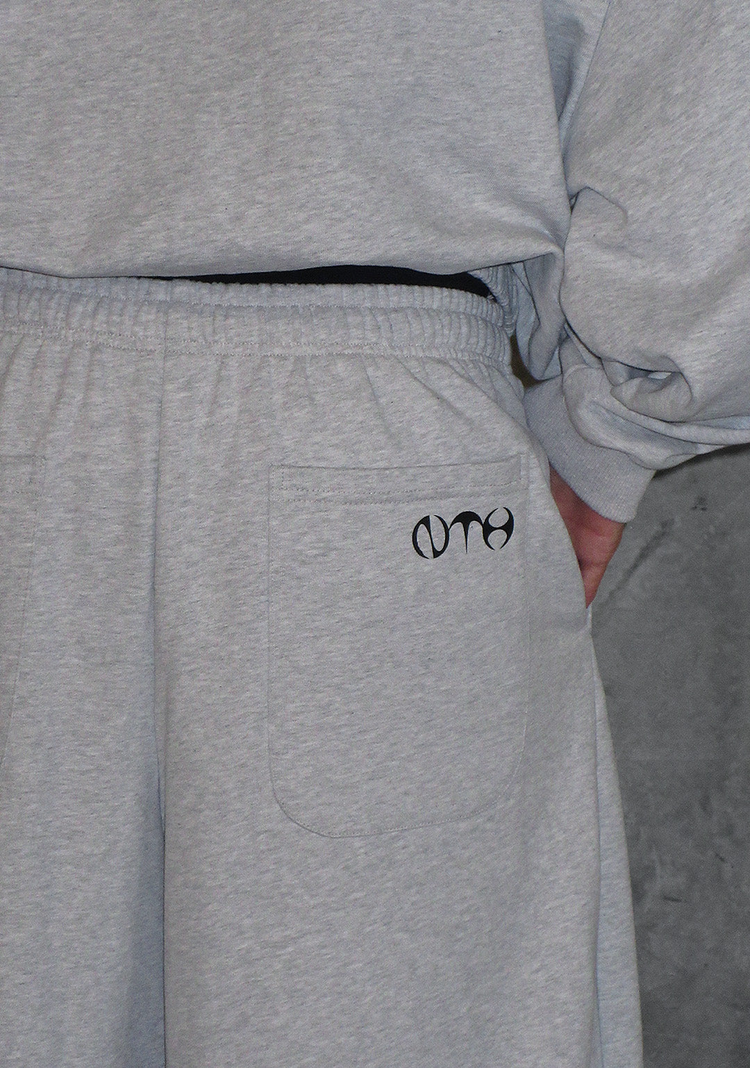 Nth ACTIVE OLD ENGLISH OVERSIZED SWEATPANTS GREY MARL