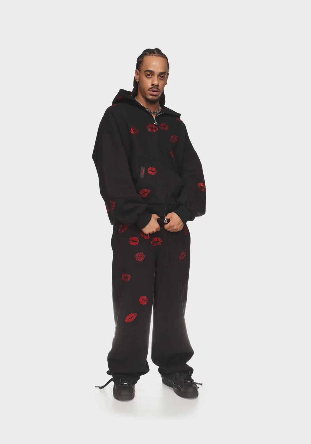 Tease Rhinestone Kiss Zip Hoodie Black – NAMED COLLECTIVE®