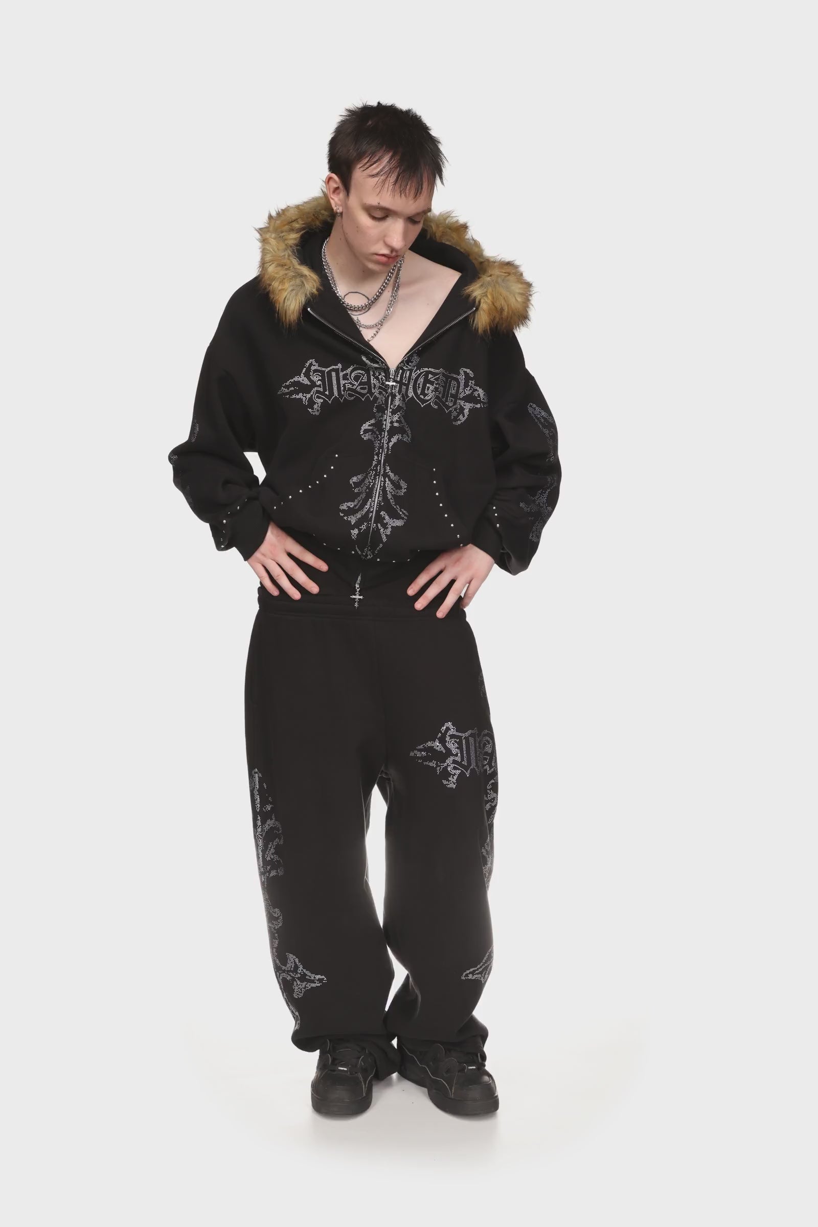 Feral Studded Oversized Sweatpants Black – NAMED COLLECTIVE®