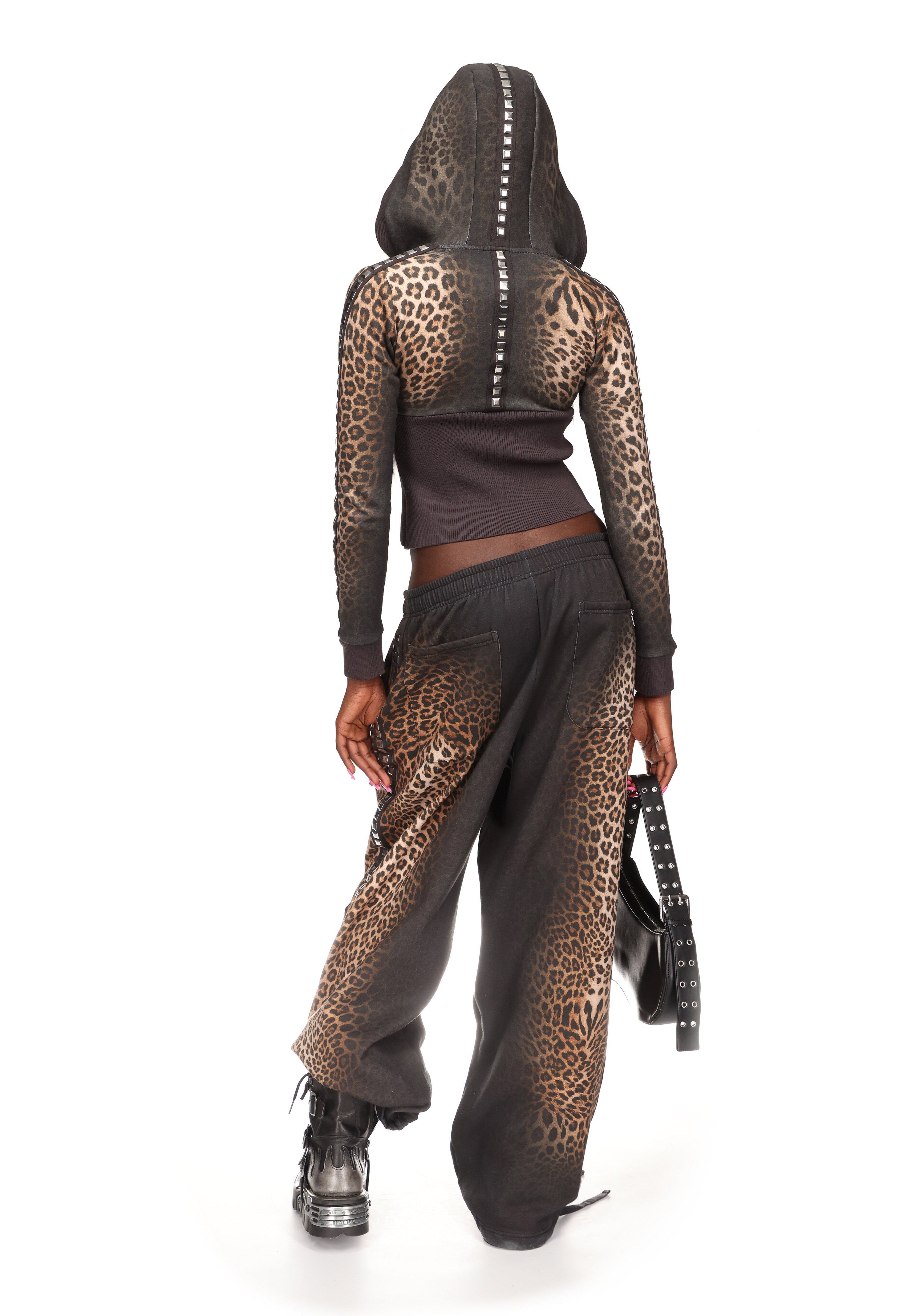 トップス NAMED COLLECTIVE HOODIE Rumour Studded Fitted Zip Hoodie Leopard – NAMED COLLECTIVE®
