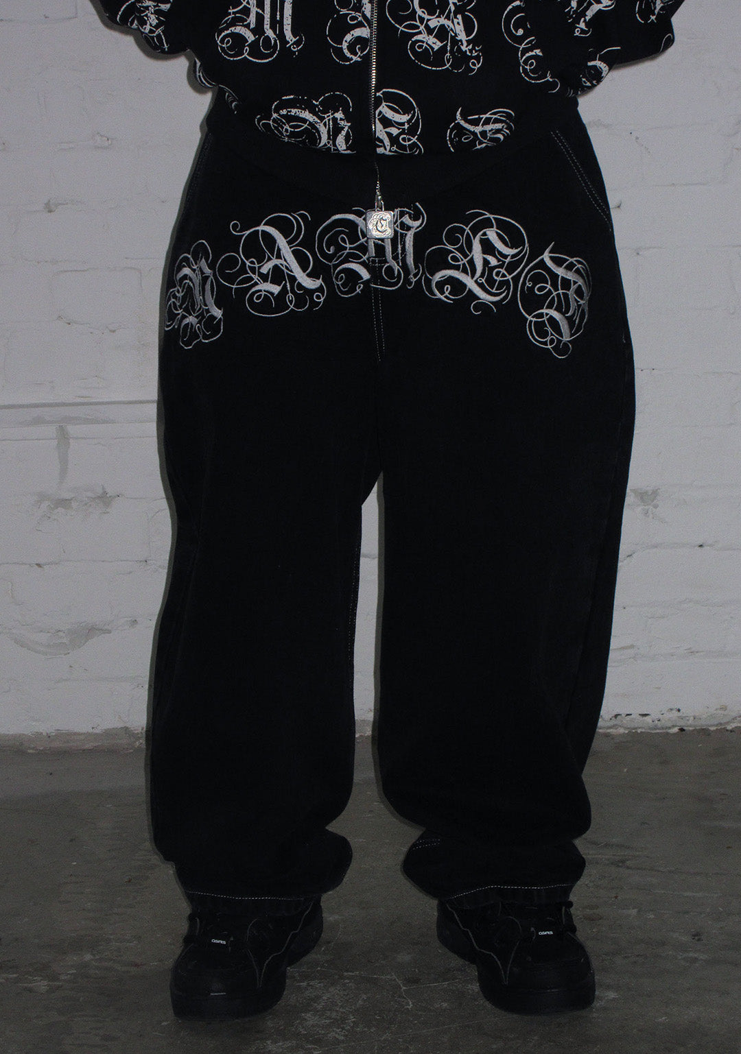 パンツ Sooty Hot Collective Super Baggy Jeans SIGNATURE SUPER BAGGY JEANS WASHED BLACK – NAMED COLLECTIVE®