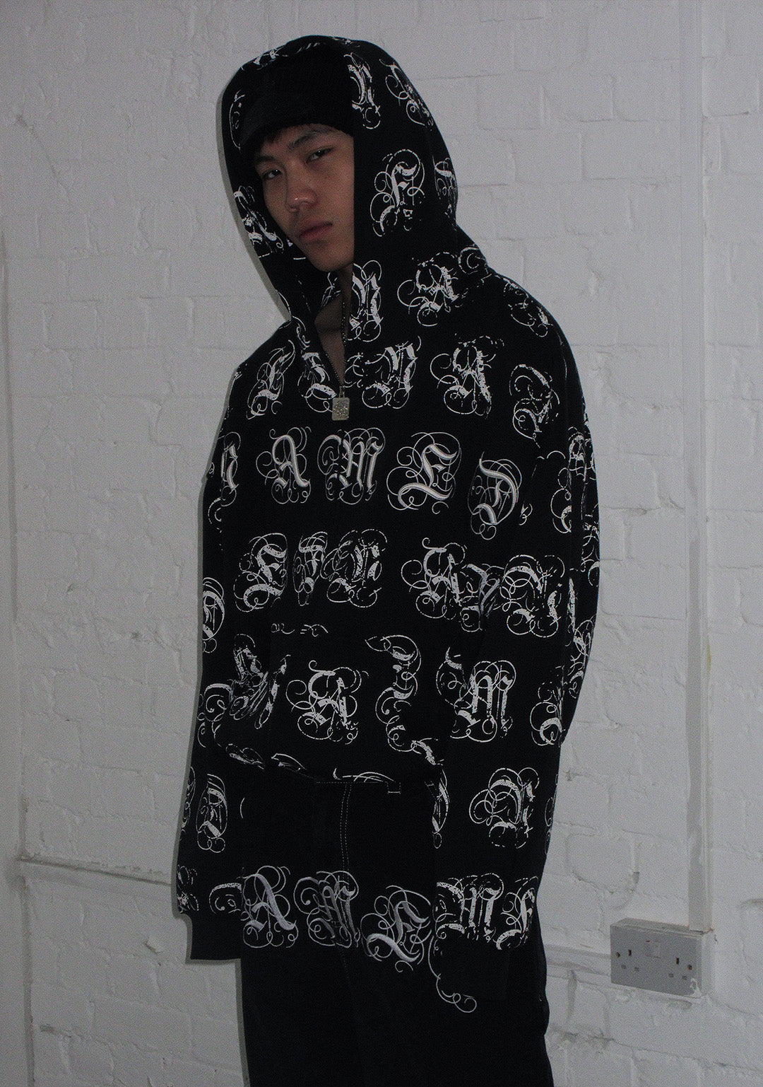 SIGNATURE SUPER BAGGY JEANS WASHED BLACK – NAMED COLLECTIVE®