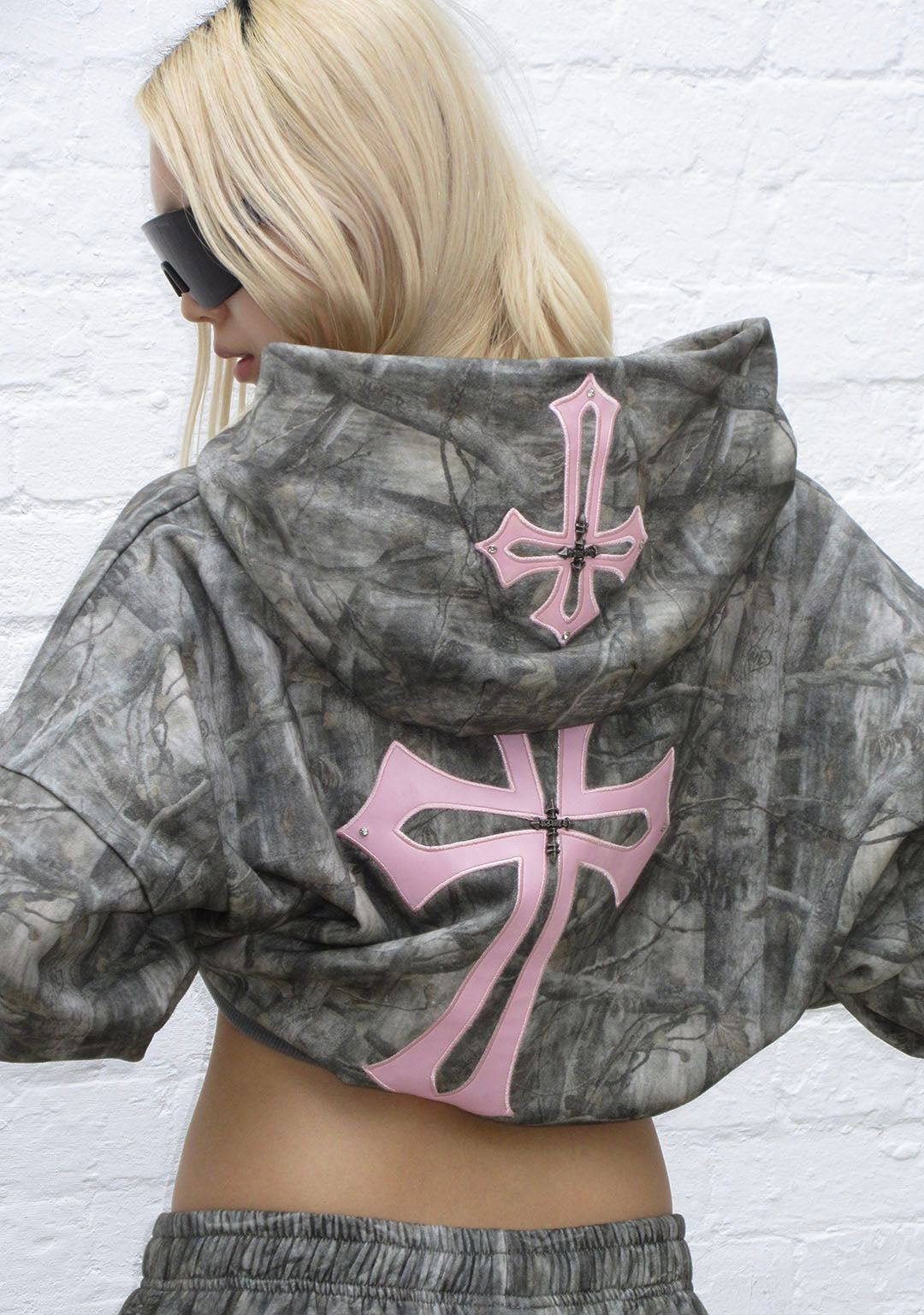 SPOILT CROP ZIP HOODIE TREE CAMO – NAMED COLLECTIVE®
