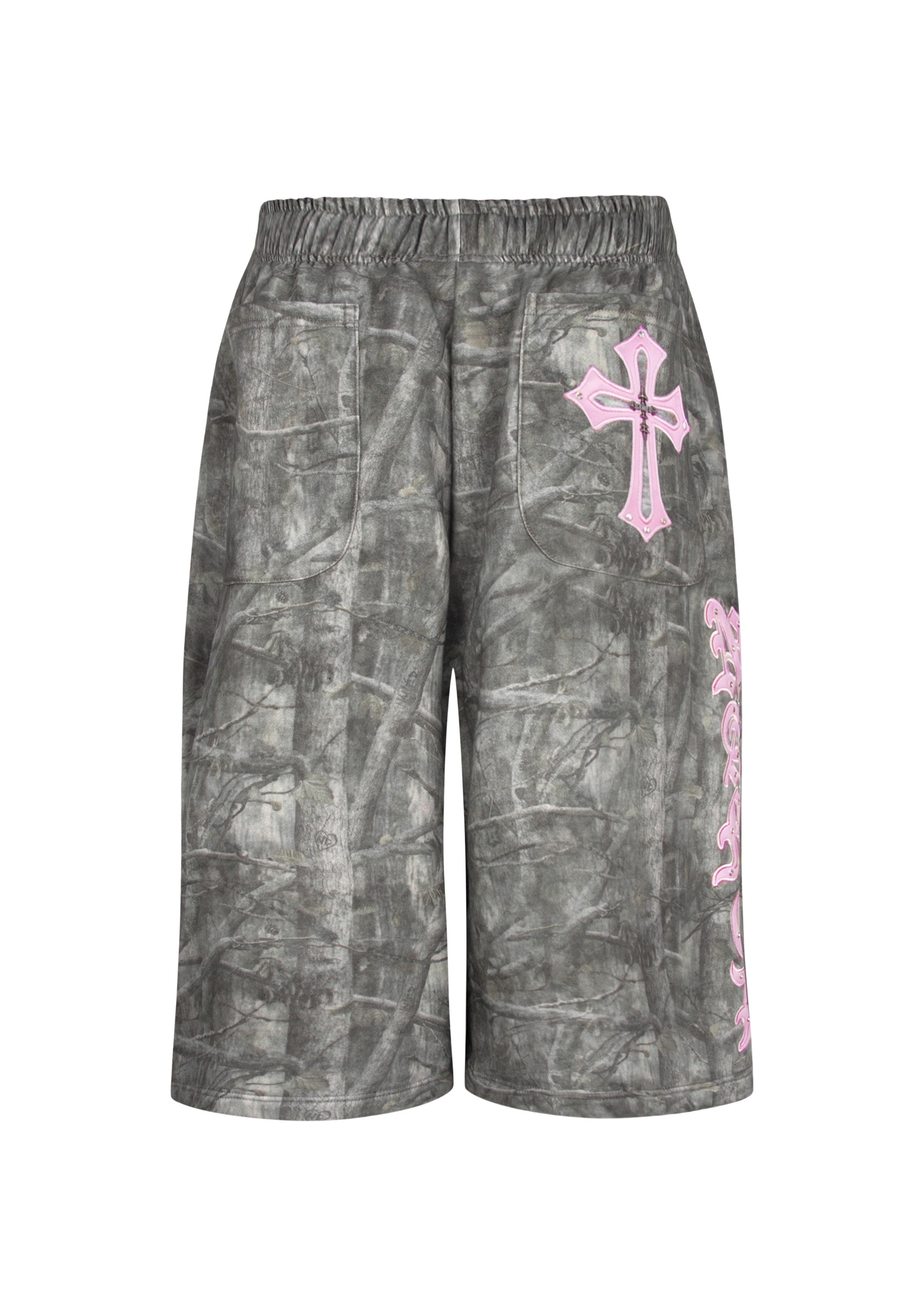 Spoilt Oversized Sweatshorts Tree Camo – NAMED COLLECTIVE®