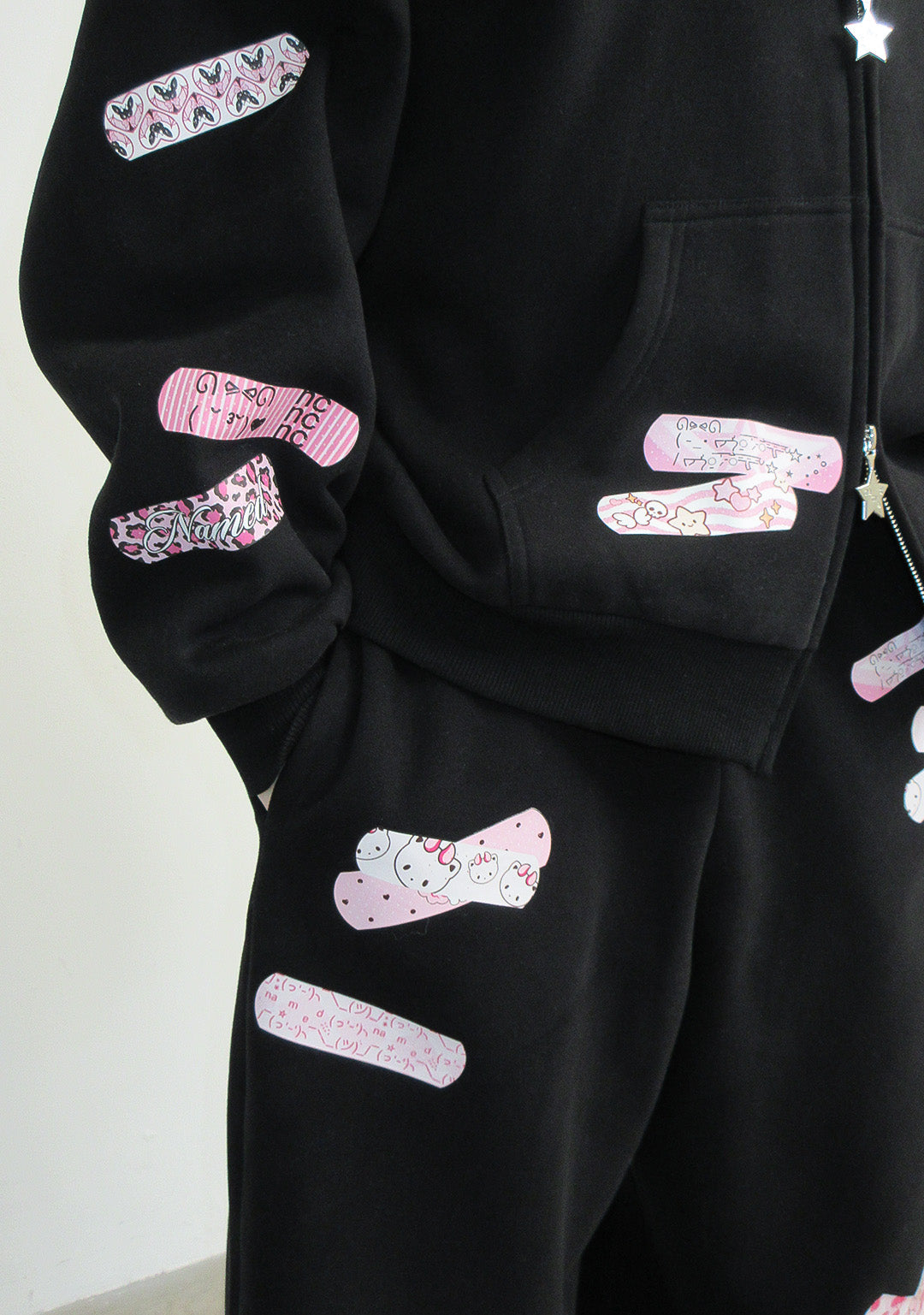 STITCH TEDDY ZIP HOODIE BLACK
