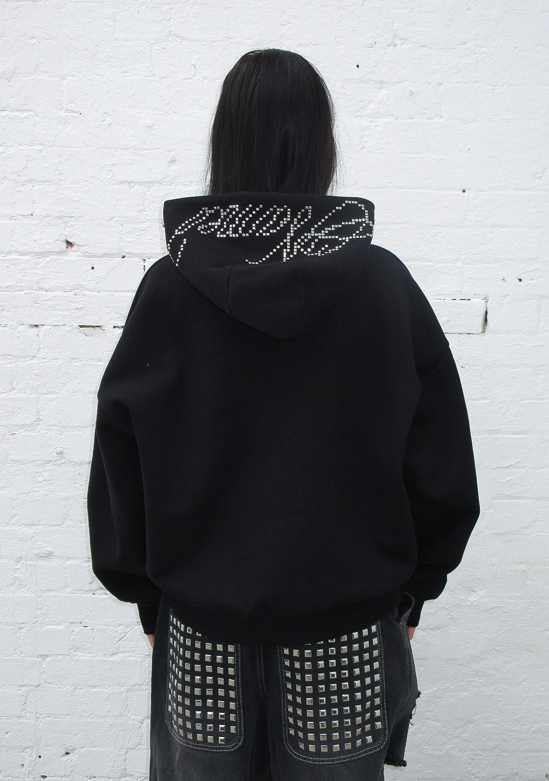 STRANGERS STUDDED SILHOUETTE PULLOVER HOODIE BLACK