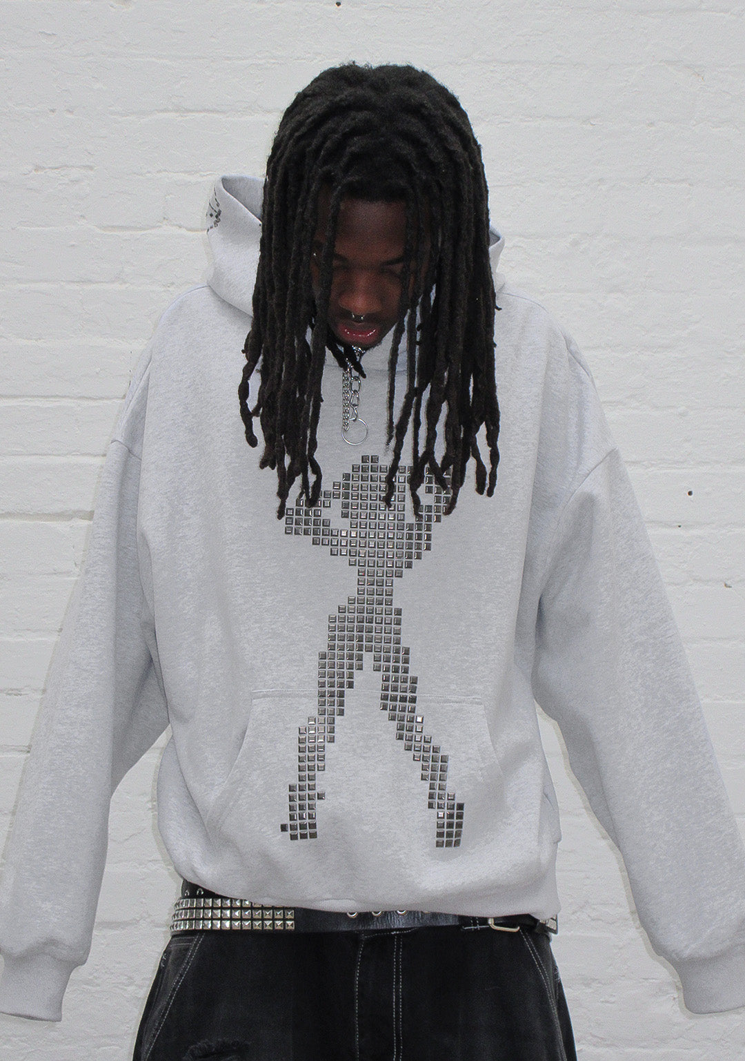 STRANGERS STUDDED SILHOUETTE PULLOVER HOODIE GREY MARL