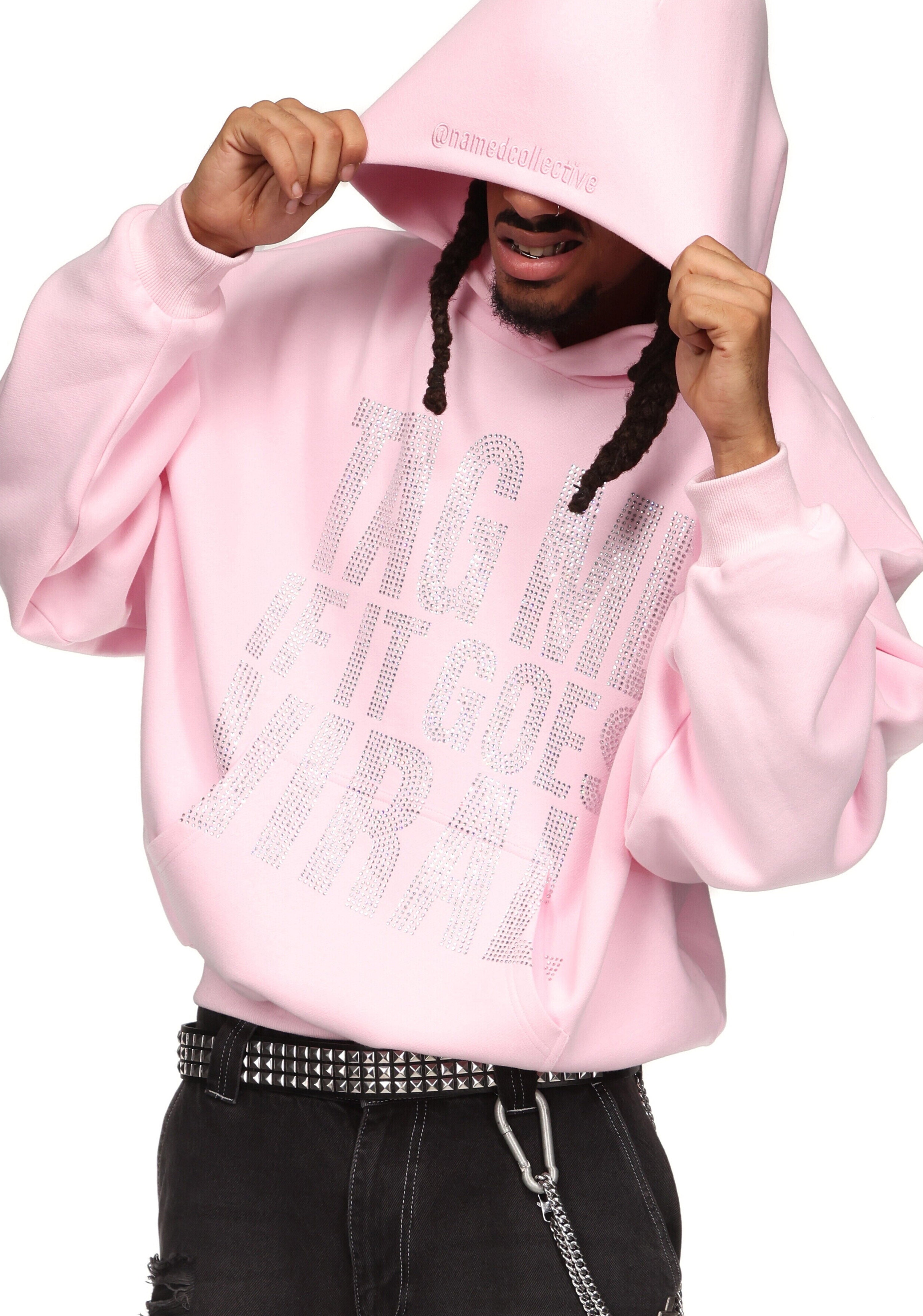 Tag Me Rhinestone Pullover Hoodie Baby Pink – NAMED COLLECTIVE®