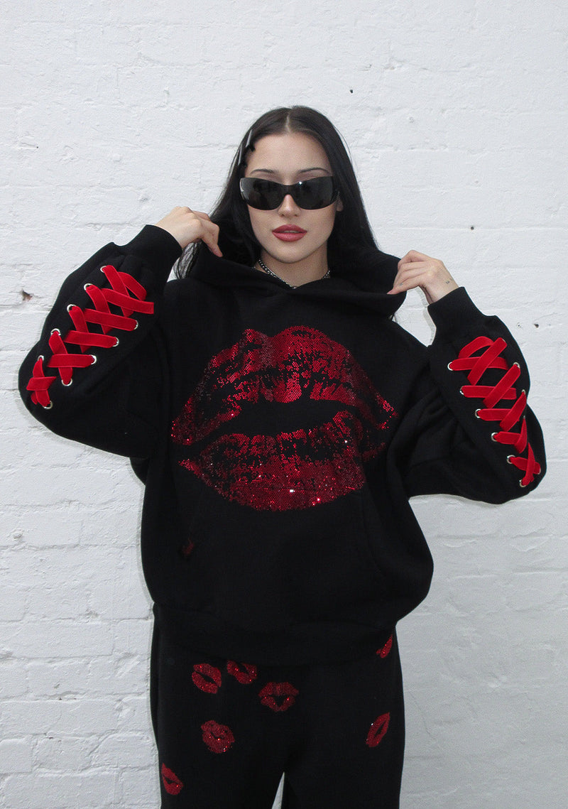 TEASE RHINESTONE KISS PULLOVER HOODIE BLACK