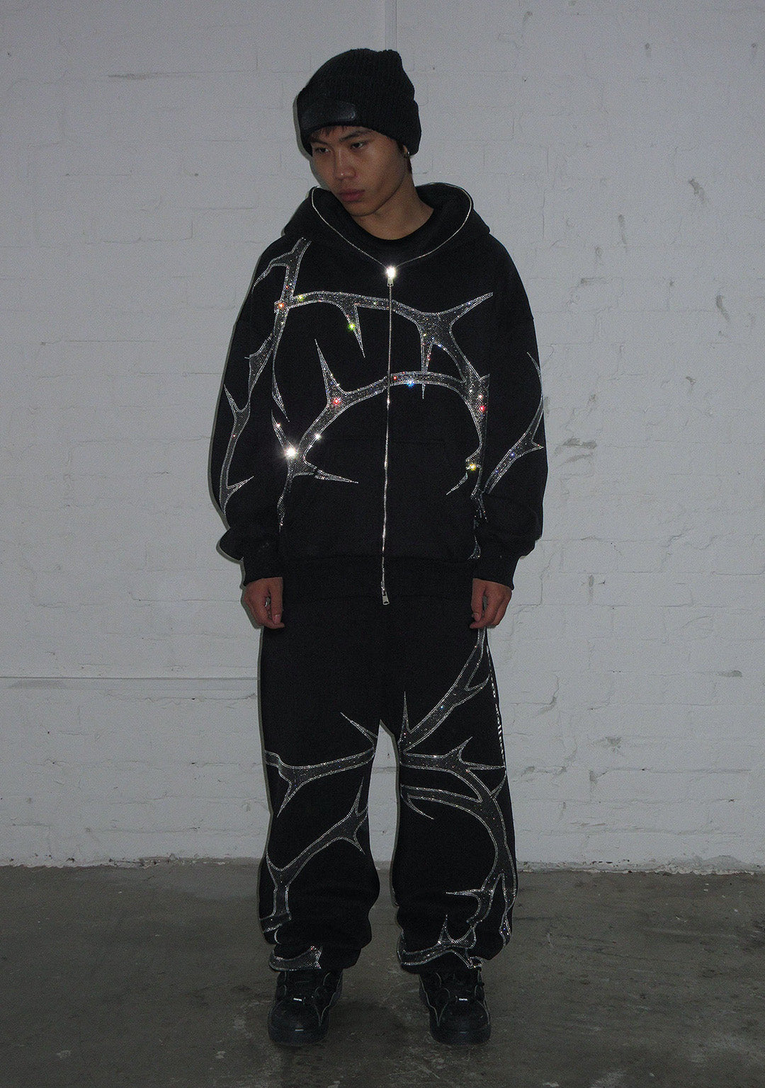 Thorn Rhinestone Zip Hoodie Black – NAMED COLLECTIVE®