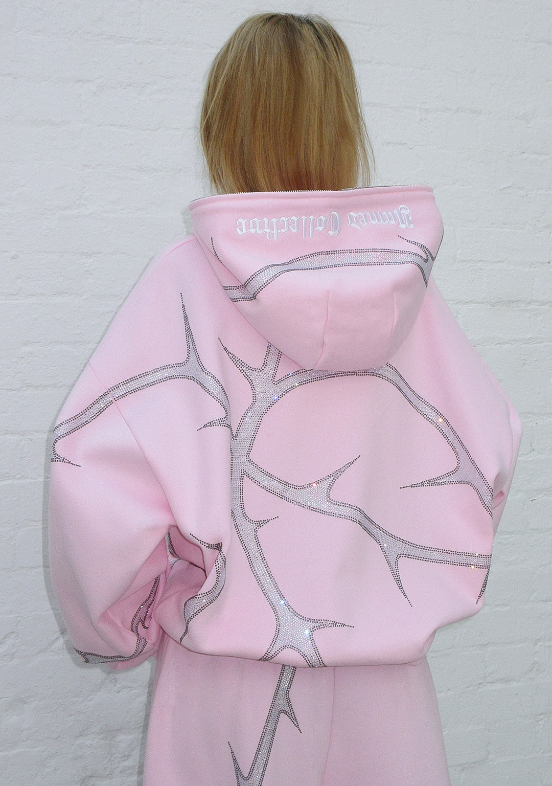 THORN RHINESTONE ZIP HOODIE BABY PINK