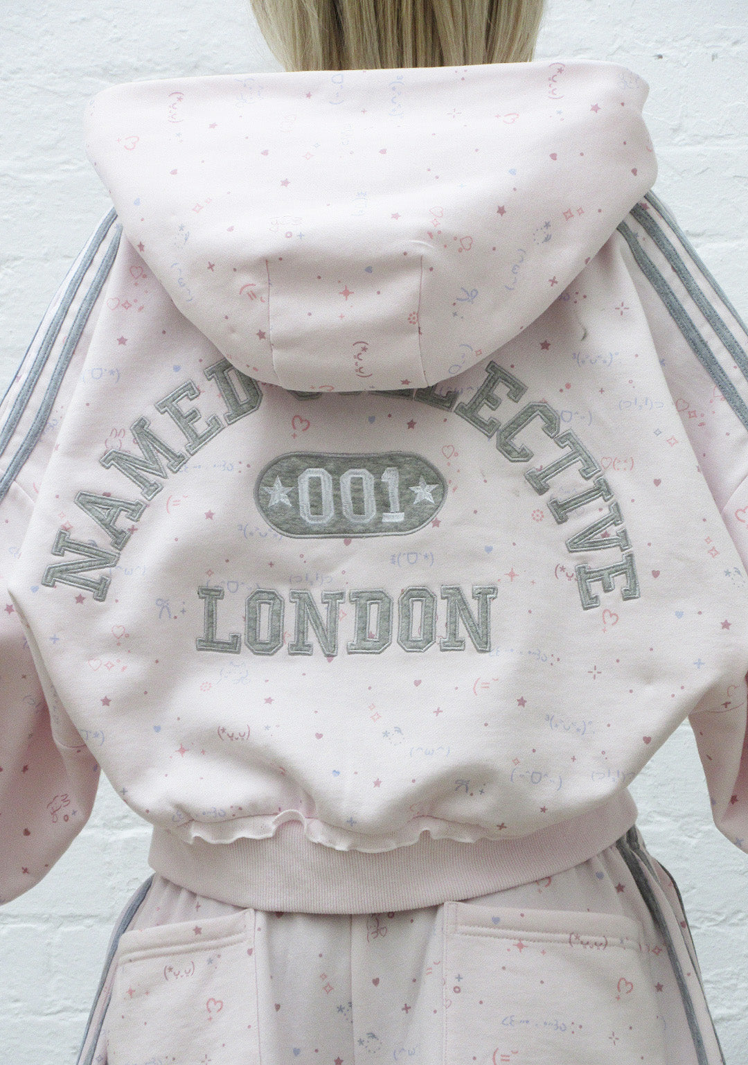 TREASURE SPORTY CROP ZIP HOODIE BABY PINK