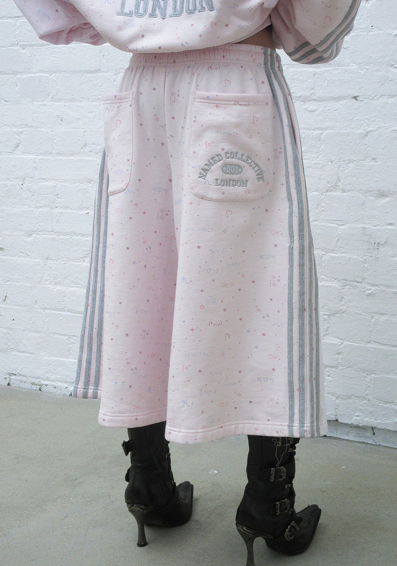 TREASURE SPORTY OVERSIZED SWEATSHORTS BABY PINK