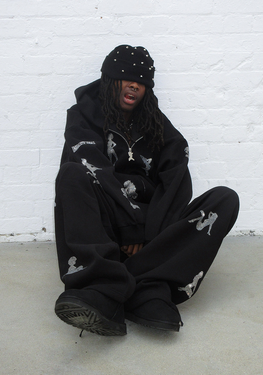 UNREALISTIC IDEALS RHINESTONE ZIP HOODIE BLACK
