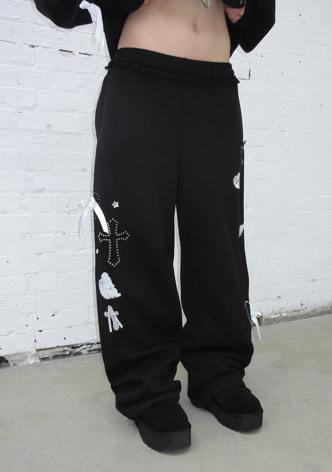 Whisper Oversized Sweatpants Black – NAMED COLLECTIVE®