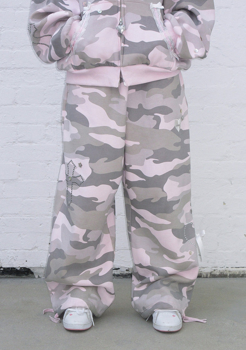 WHISPER OVERSIZED SWEATPANTS PASTEL CAMO